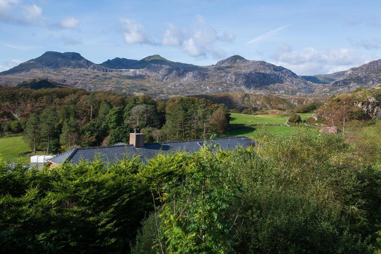 Homely Cottage With Garden And Mountain-View Blaenau Ffestiniog Luaran gambar