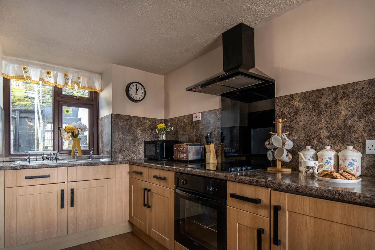 Homely Cottage With Garden And Mountain-View Blaenau Ffestiniog Luaran gambar