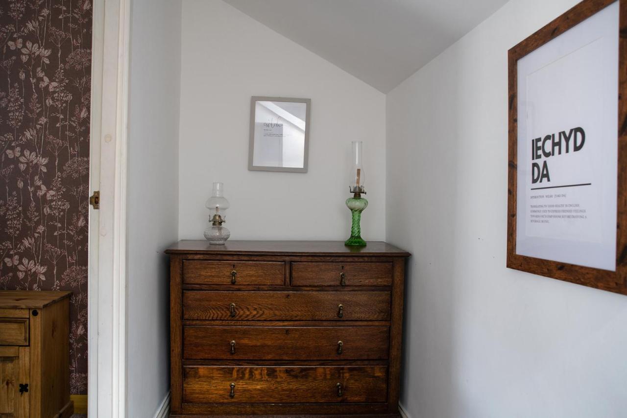 Homely Cottage With Garden And Mountain-View Blaenau Ffestiniog Luaran gambar